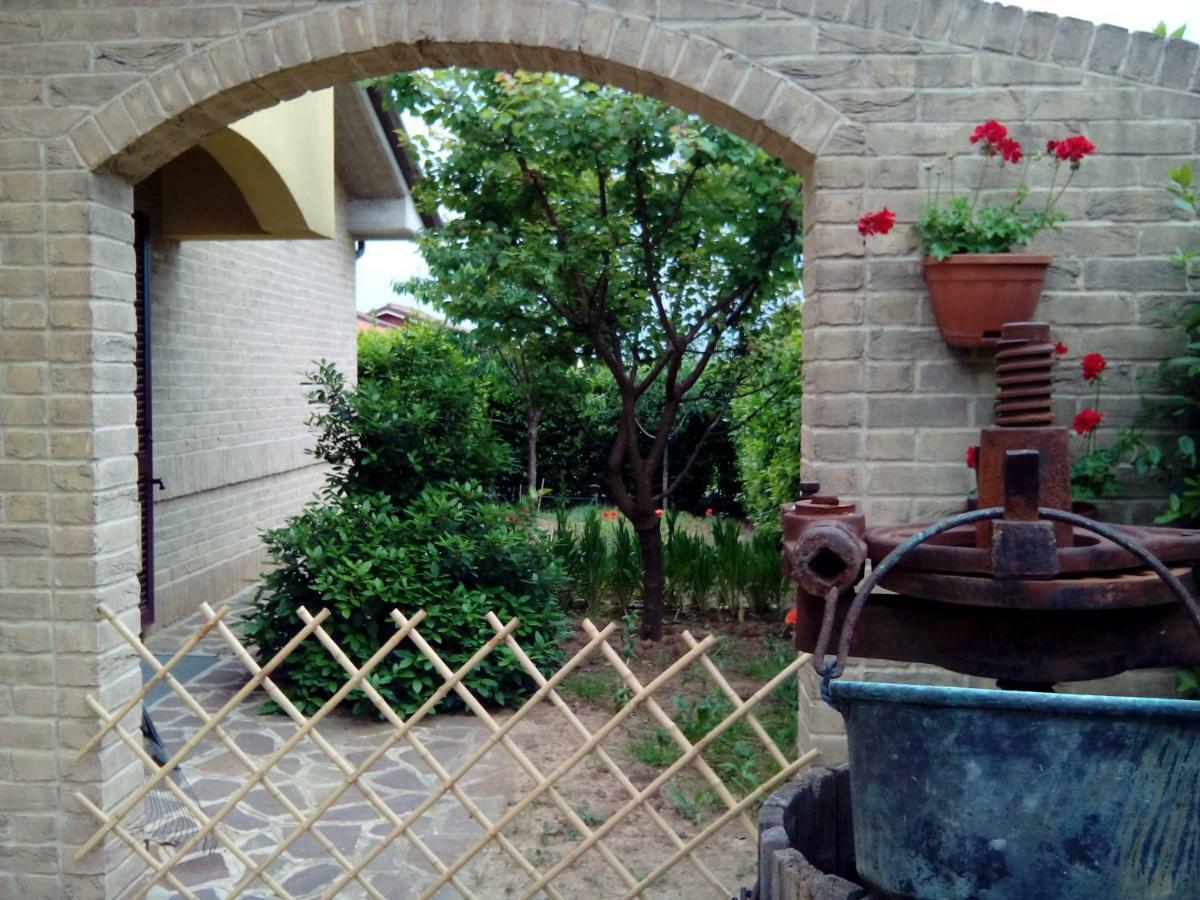 Recanati Family Exterior photo